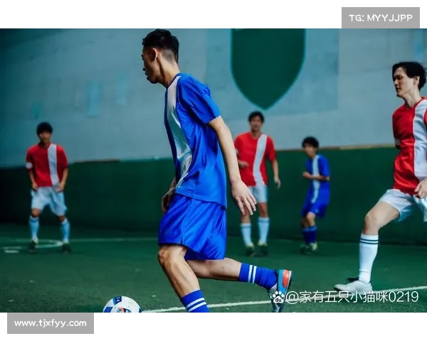 中国与韩国足球激战正酣精彩直播全面呈现两队争锋赛场激情时刻